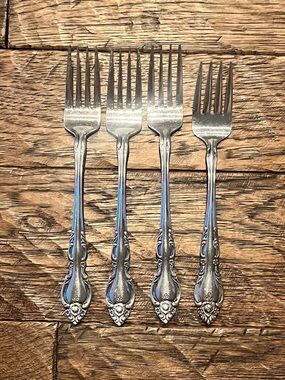 Northland MALMAISON Dinner Forks (4) Stainless Steel Flatware